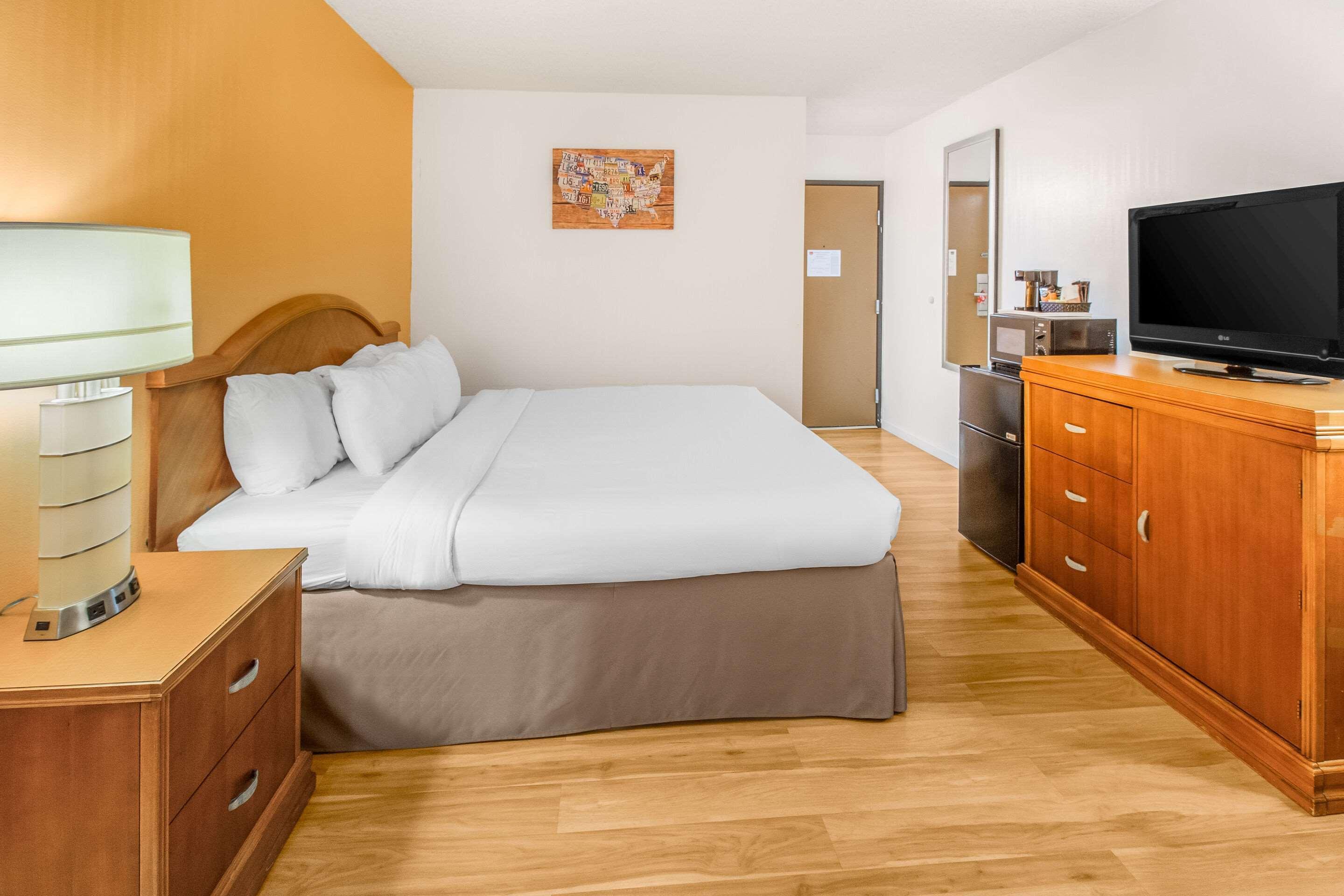 Econo Lodge Alliance Luaran gambar