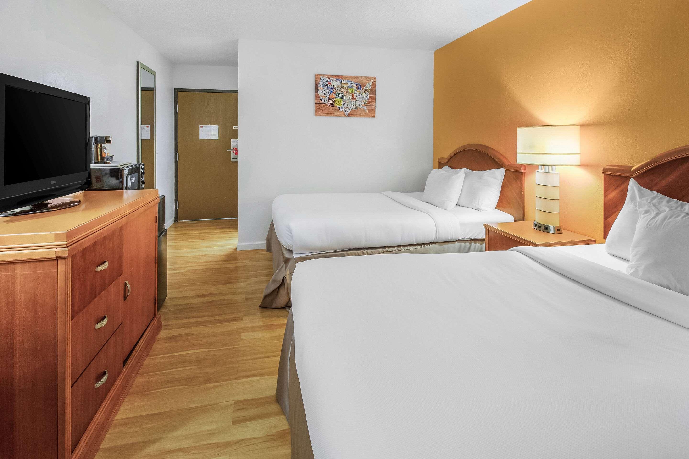 Econo Lodge Alliance Luaran gambar